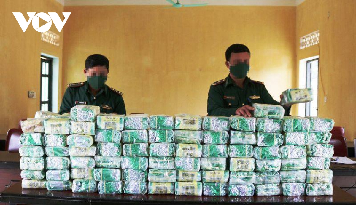 Bộ đội biên phòng Nghệ An đóng chốt 24/24 nhằm bảo đảm an ninh và phòng chống dịch